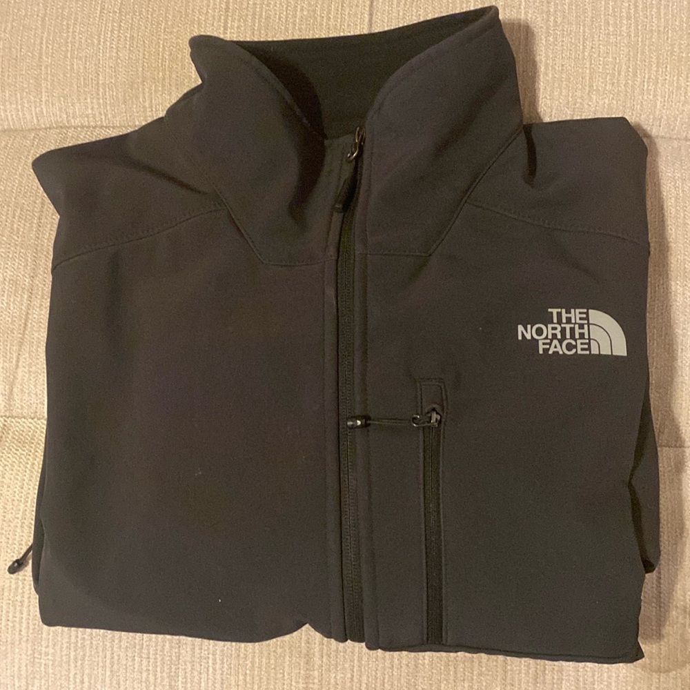 The North Face Men’s Windwall Jacket